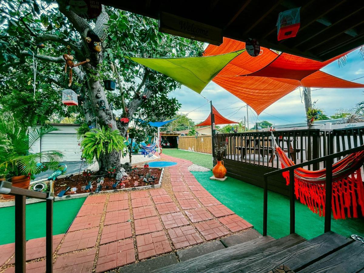 Hammocks & Mini-Golf! 10 Mins From Beach! Hollywood Buitenkant foto