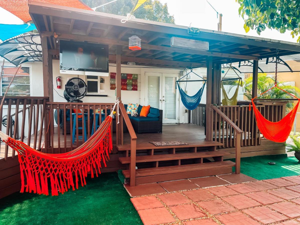 Hammocks & Mini-Golf! 10 Mins From Beach! Hollywood Buitenkant foto